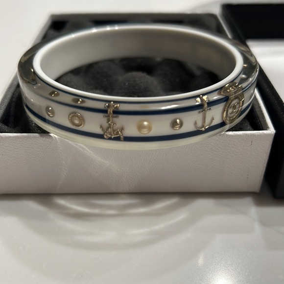 Chanel nautical bangle with box & ribbon - Picture 5 of 7